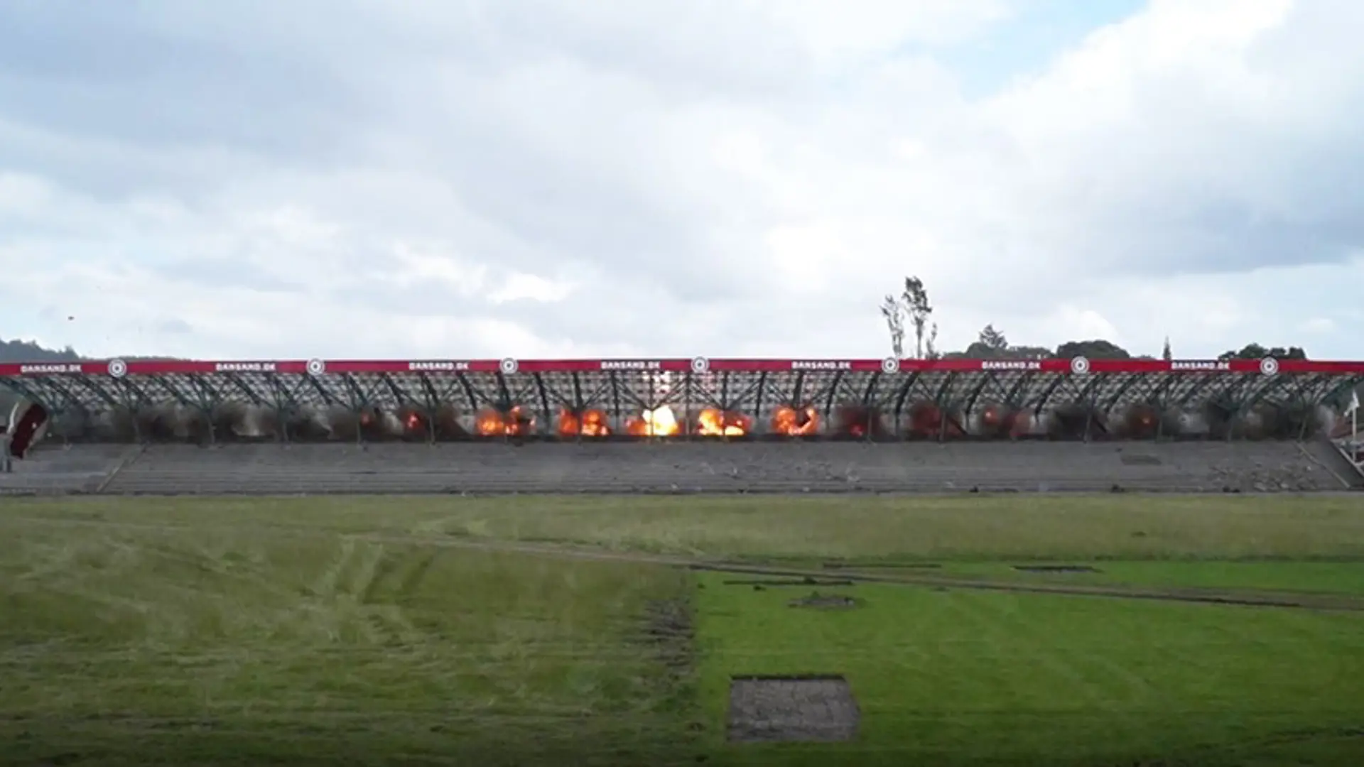 Sprængning Mascot Park